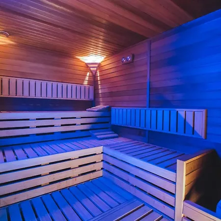 Imola Platan 4* إغير