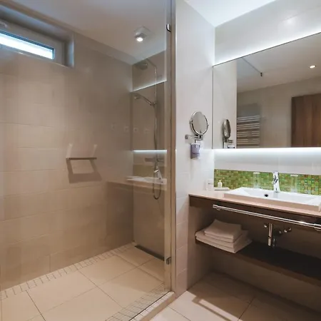 Imola Platan إغير