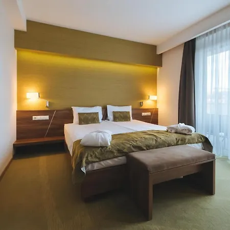 Imola Platan - Adults Only Erlau