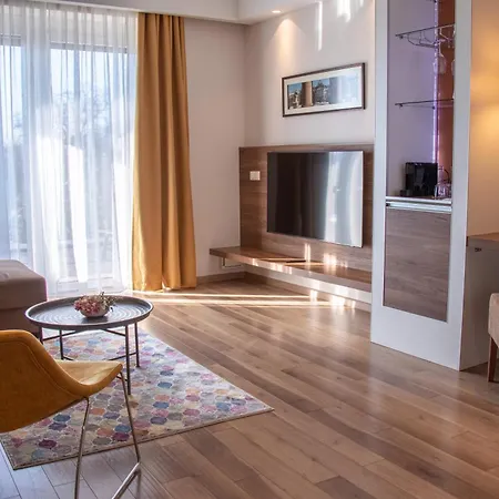 Imola Platan 4* Eger