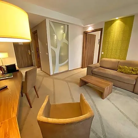 Imola Platan - Adults Only 4*