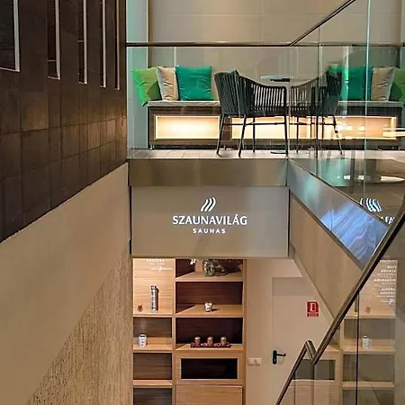 Imola Platan - Adults Only 4*