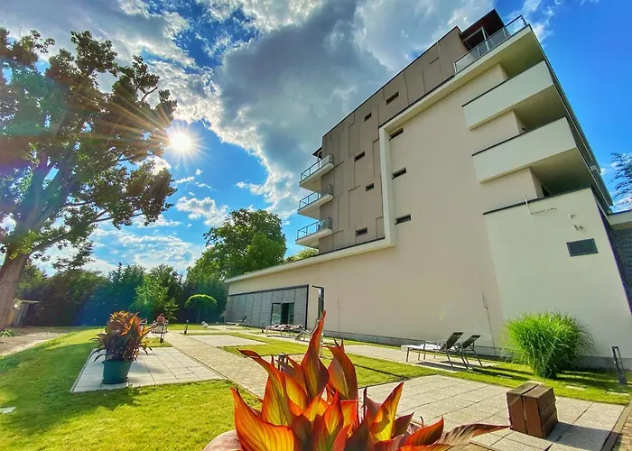 Szálloda Imola Platán