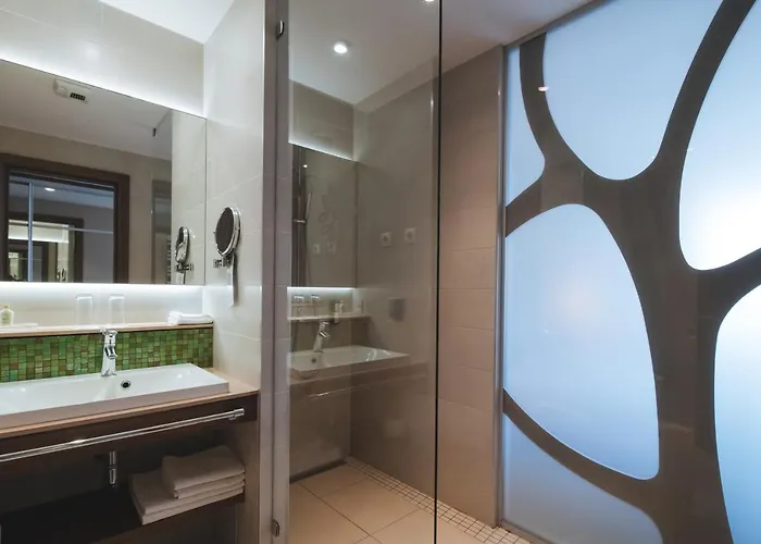 Imola Platán Szálloda