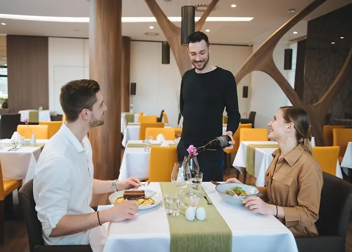 Imola Platán 4* Eger