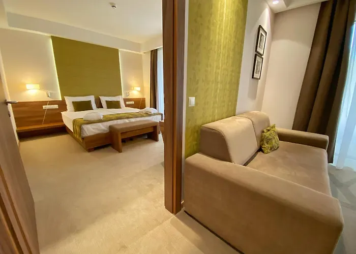 Hotel Imola Platan - Adults Only 4*